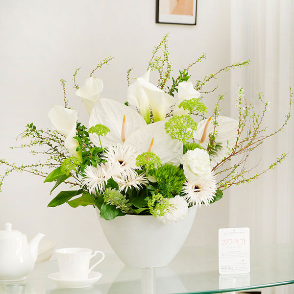 おしゃれな花の贈り物　デザイナーズアレンジメントフラワー　2万円コース　「ブラン・リュミエール」