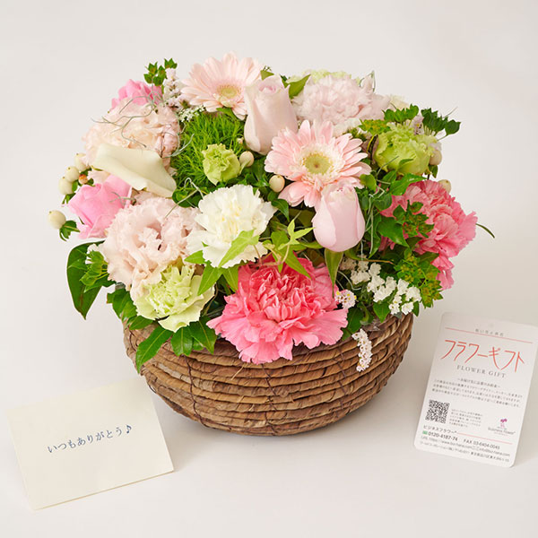 おしゃれな花の贈り物　おしゃれなお祝い用アレンジメントフラワー　ピンク系　Mサイズ